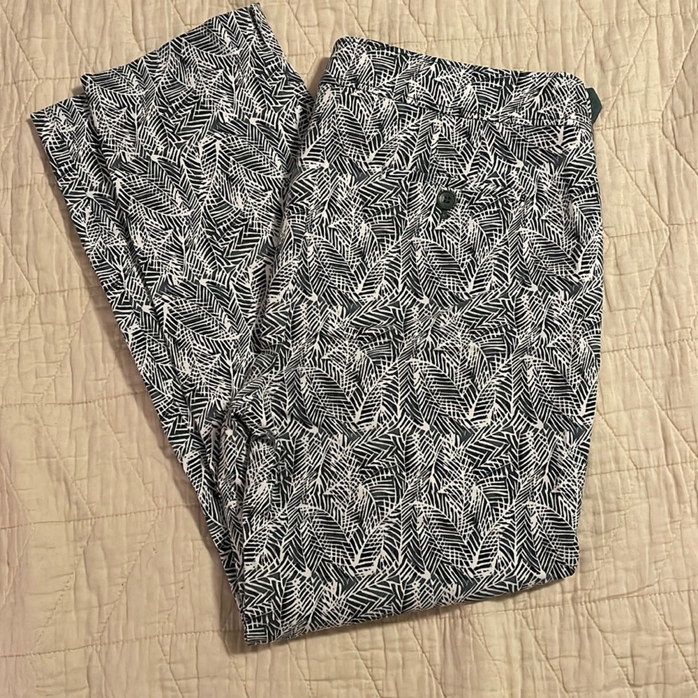 Talbots Size 8 Cropped pants